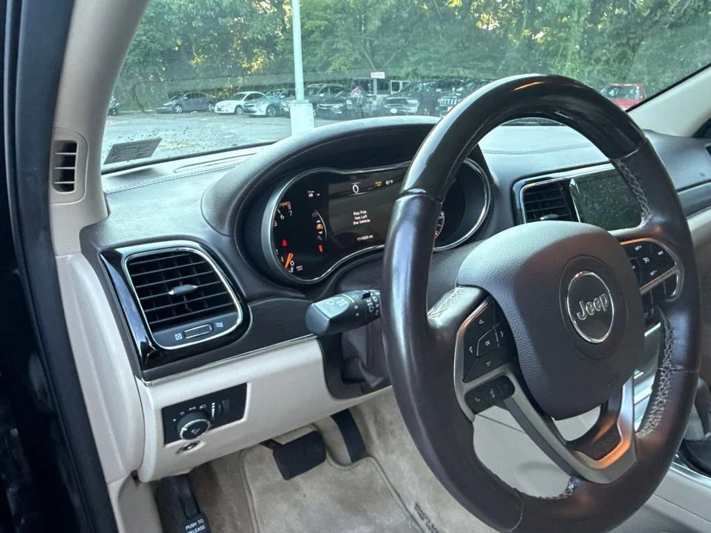Used 2019 Black Jeep Overland image 18