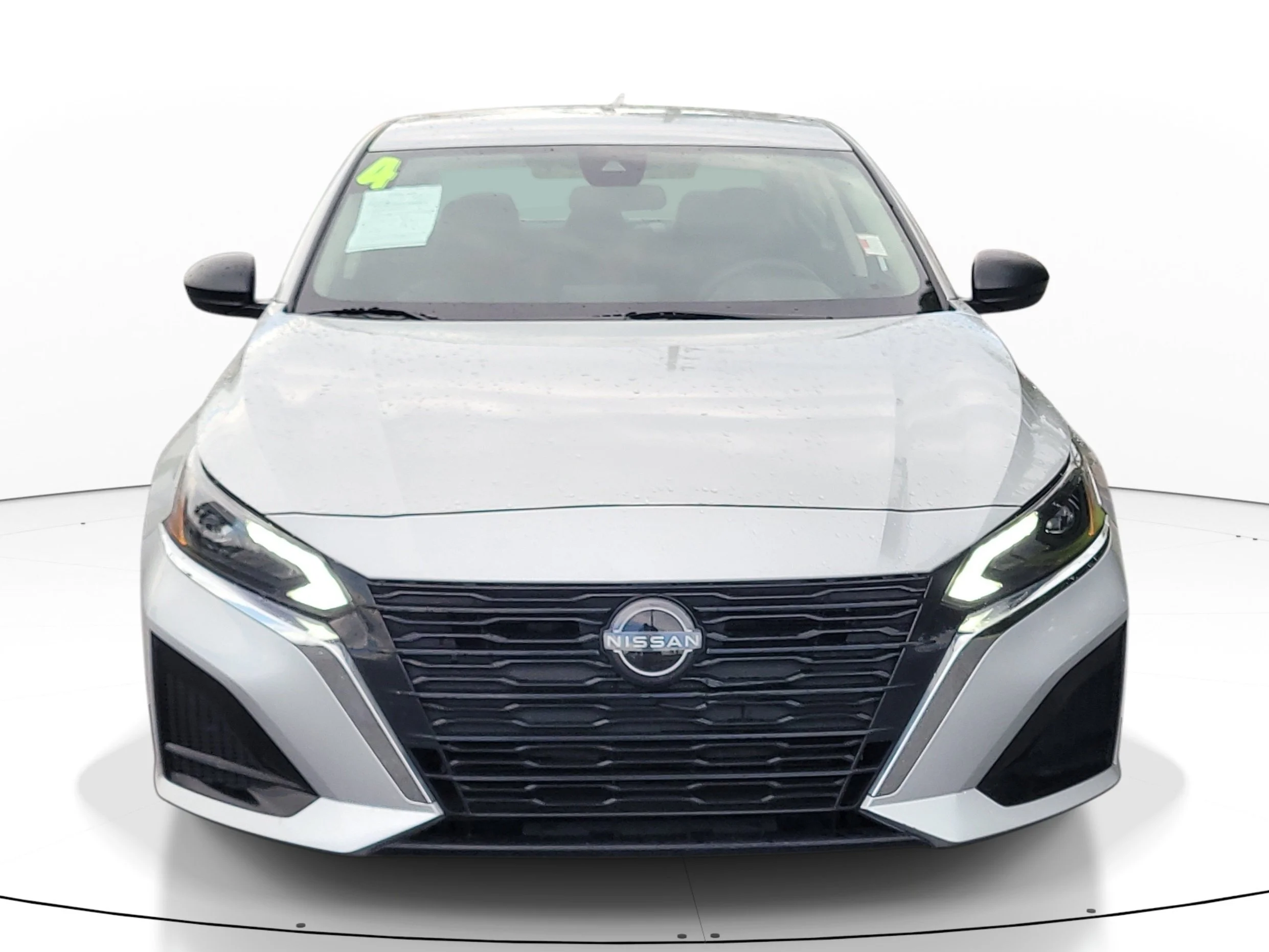 Used 2024 Brilliant Silver Metallic Nissan 2.5 SV image 2