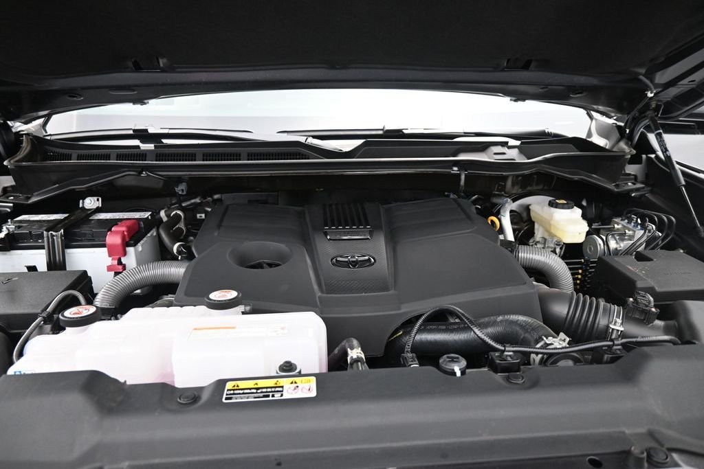 Used 2026  Toyota Limited image 23