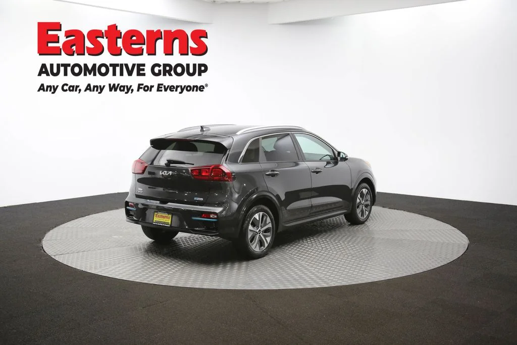 Used 2022 Gray Kia EX image 38