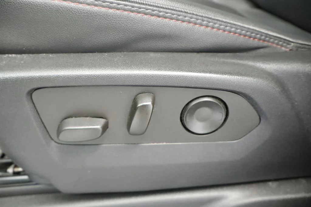 Used 2022 Gray Chevrolet RST image 26