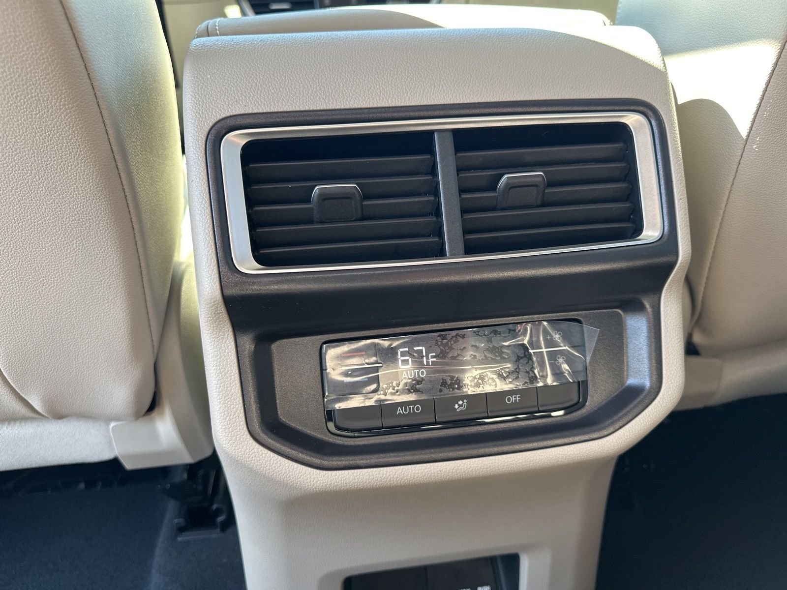 New 2026 Green Volkswagen 2.0T SE w/Technology image 20