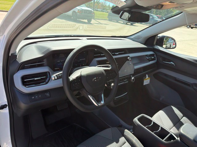 2027 Chevrolet Bolt LT - Photo 13