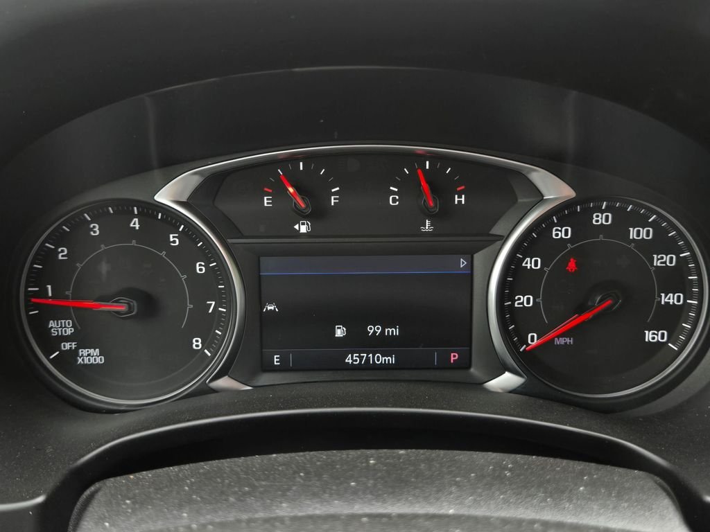 Used 2024 Summit White GMC SLT image 25