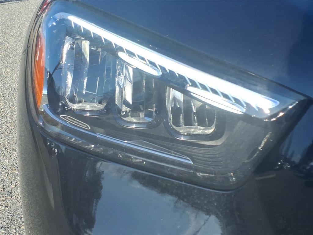 New 2026 Obsidian Black Metallic Mercedes-Benz GLE 350 image 2