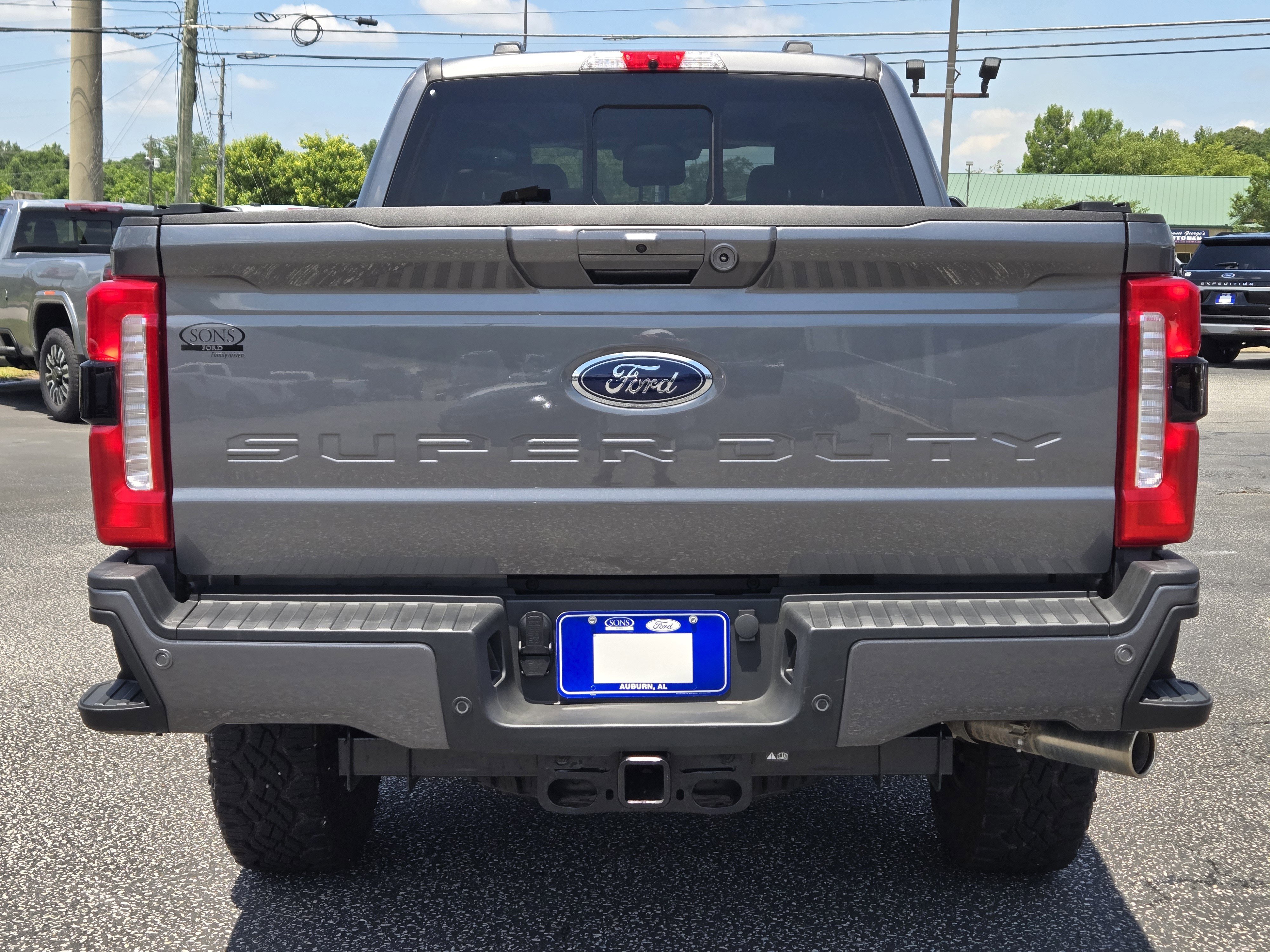 Used 2024 Carbonized Gray Metallic Ford Lariat image 10