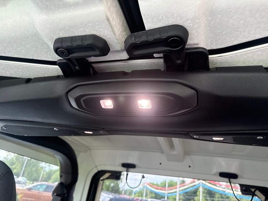 2026 Jeep Wrangler 2-Door Willys - Photo 33