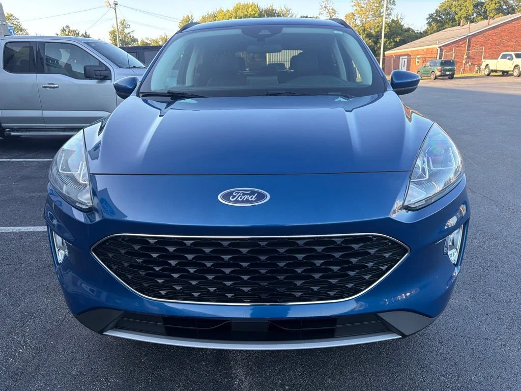 Used 2022 Blue Metallic Ford SEL image 7