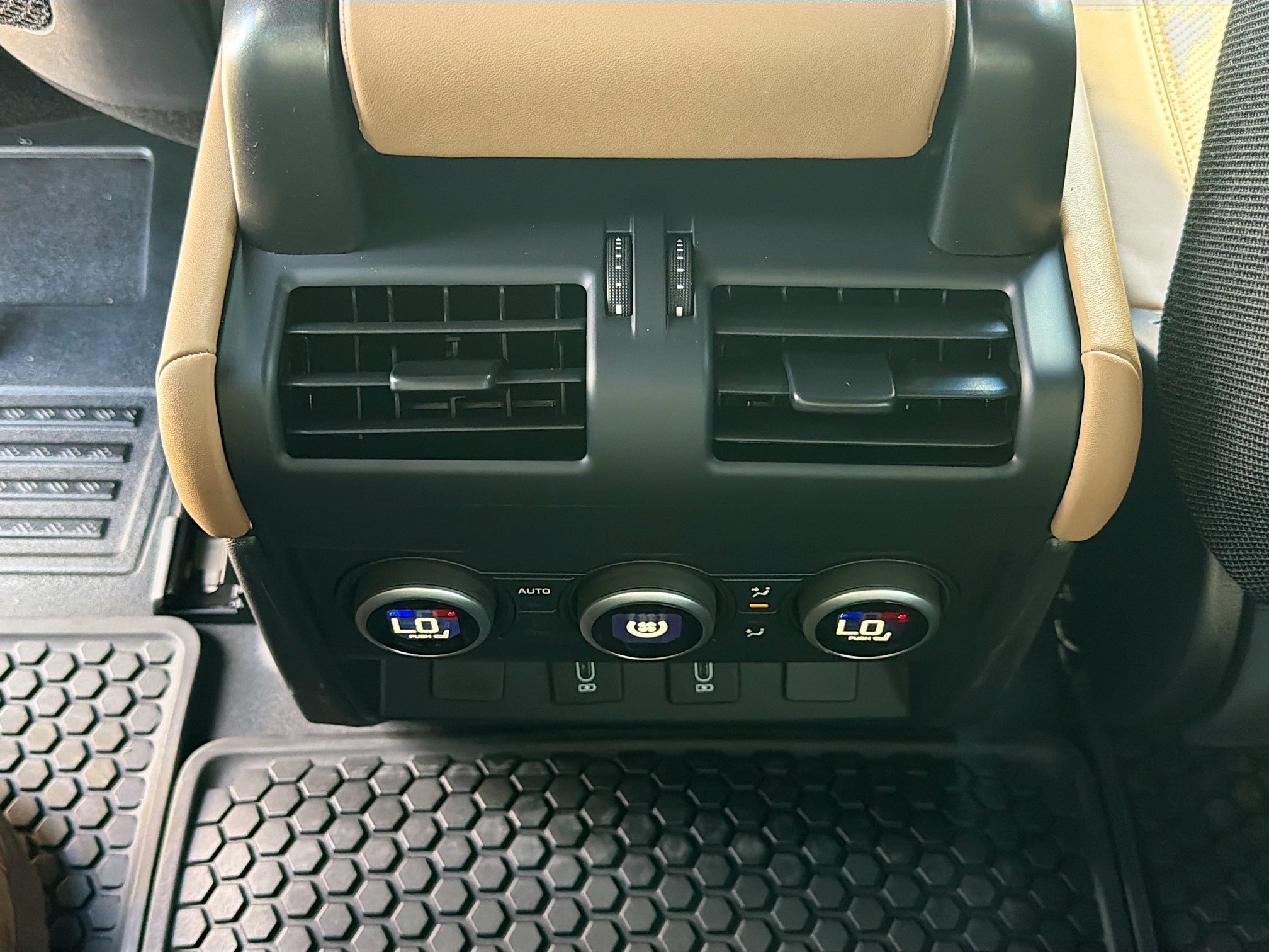 New 2026 Carpathian Grey LAND ROVER V8 image 18