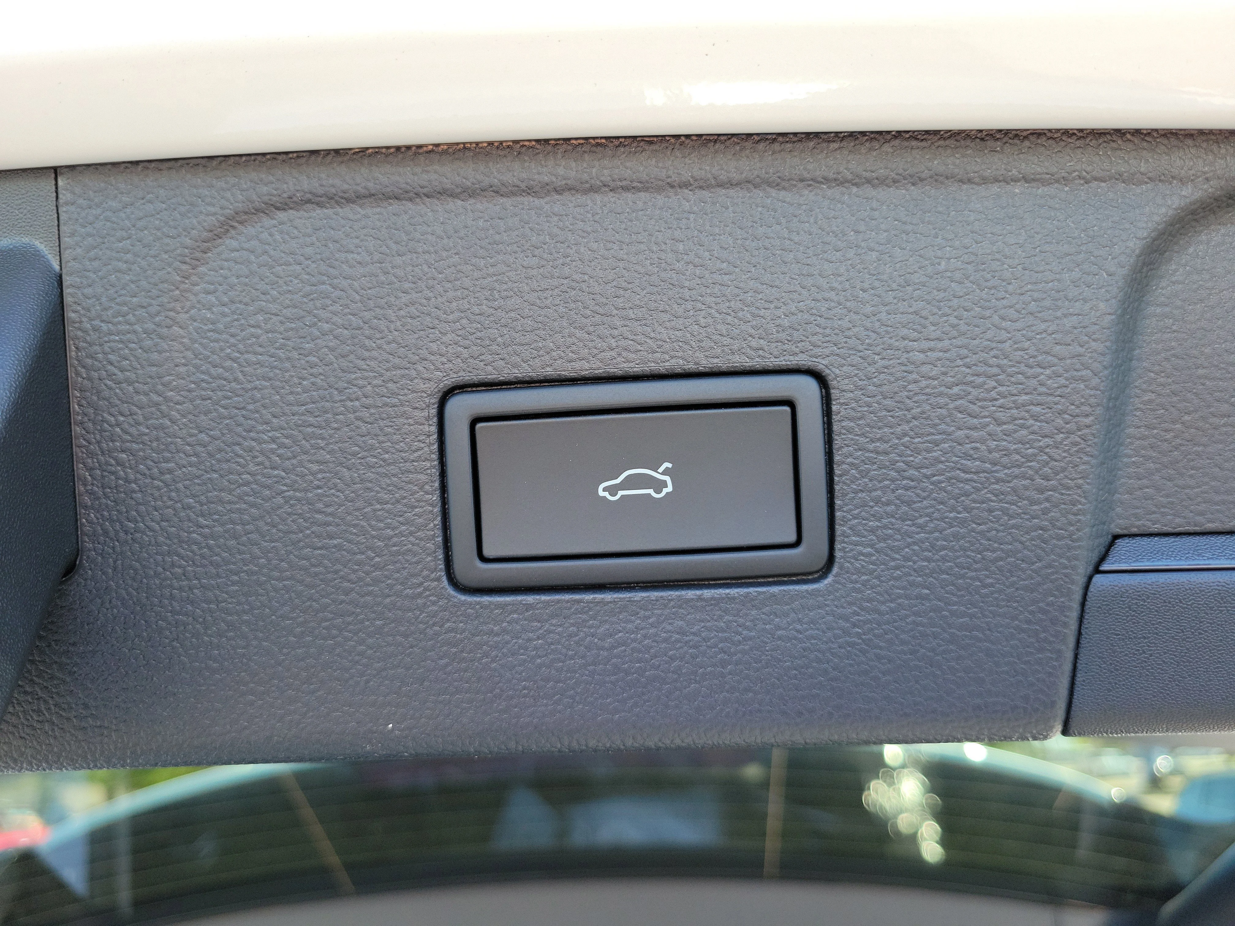 New 2026 White Volkswagen Peak Edition image 14