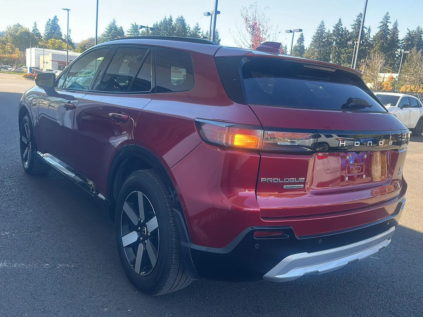 Used 2025 Scarlet Red Metallic Honda Touring image 2
