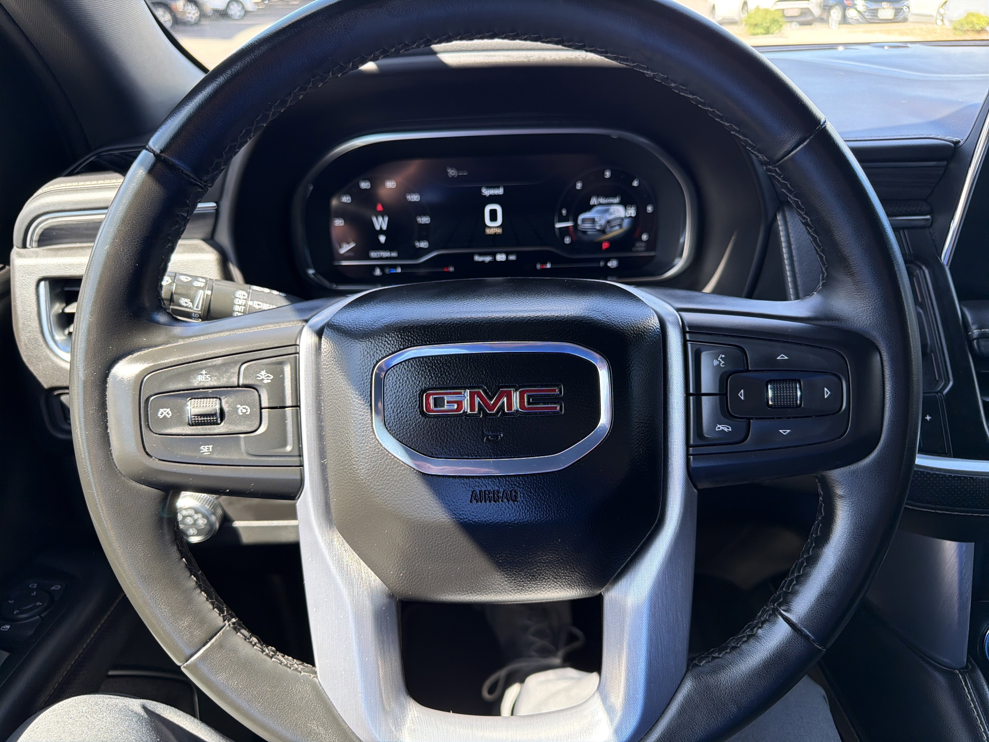 Used 2024 Midnight Blue Metallic GMC SLT image 21