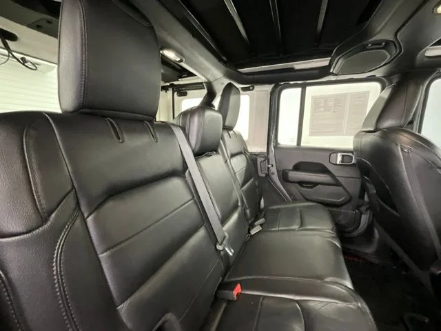 2019 Jeep Wrangler Unlimited Sahara Altitude - Photo 14