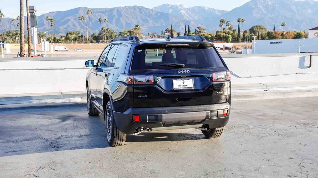 New 2026 Diamond Black Crystal Pearlcoat Jeep Laredo image 7