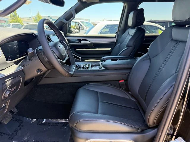 New 2026 High Gloss Black Jeep Limited Altitude image 12
