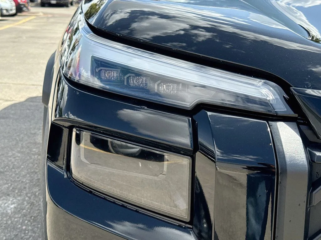 New 2026 Black Subaru Premium image 39