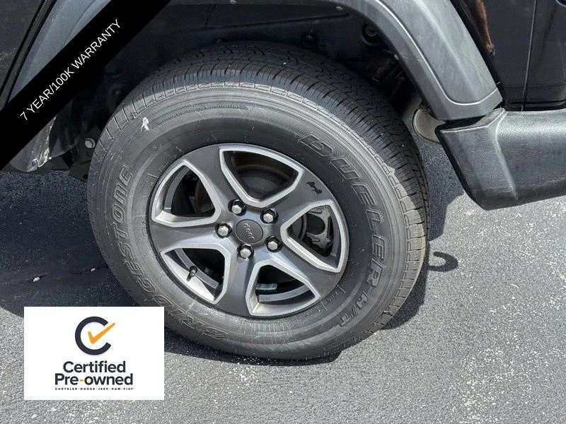 Used 2023 Black Jeep Sport S image 7
