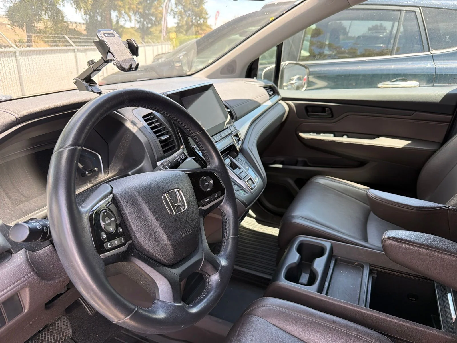 Used 2018 White Diamond Pearl Honda EX-L image 9
