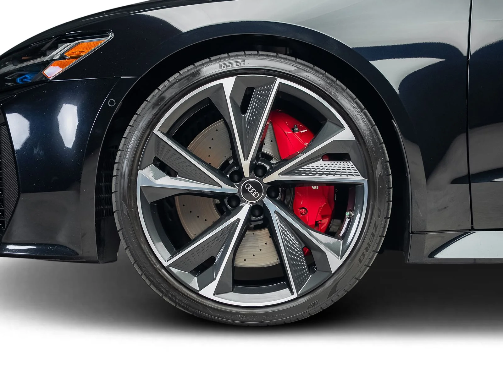 Used 2022 Black Audi 4.0T image 26