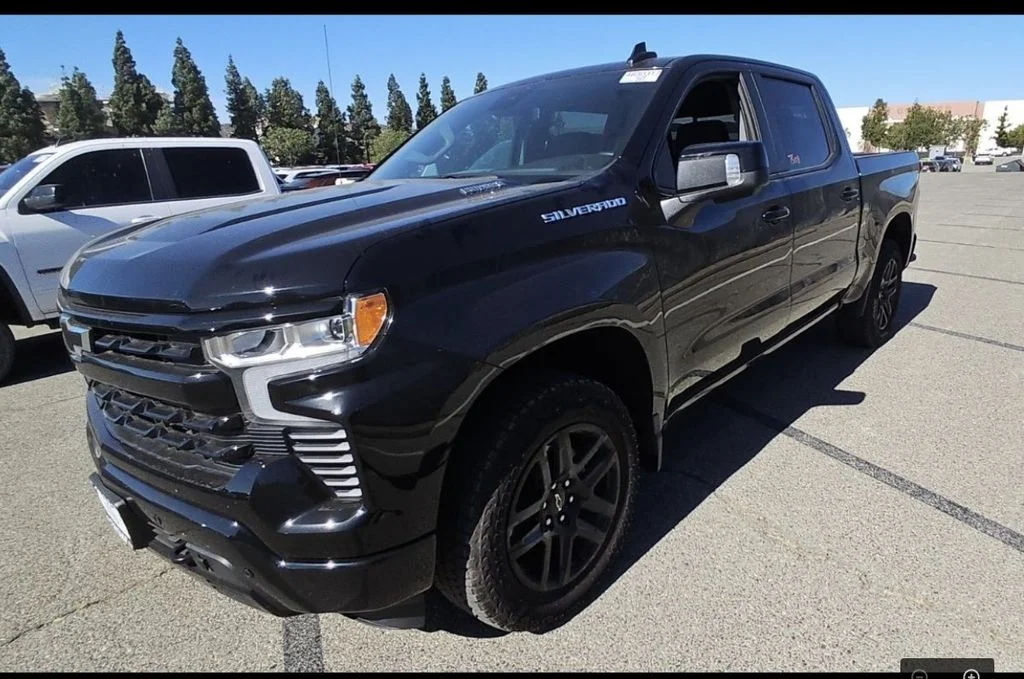 Used 2025 Black Chevrolet RST image 1
