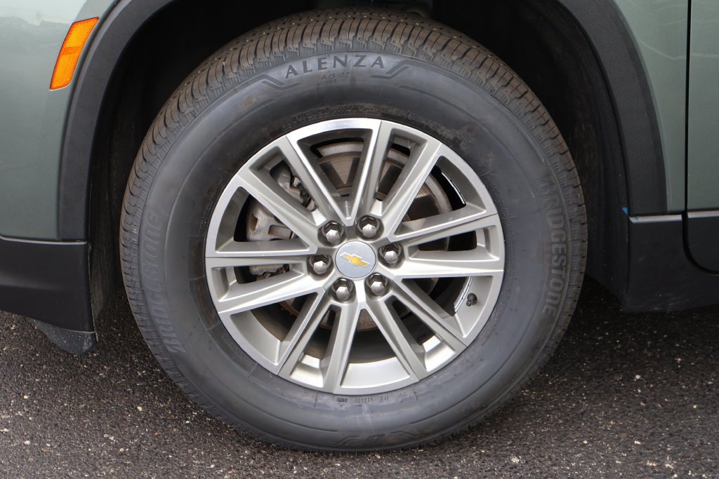 Used 2023  Chevrolet LT image 13