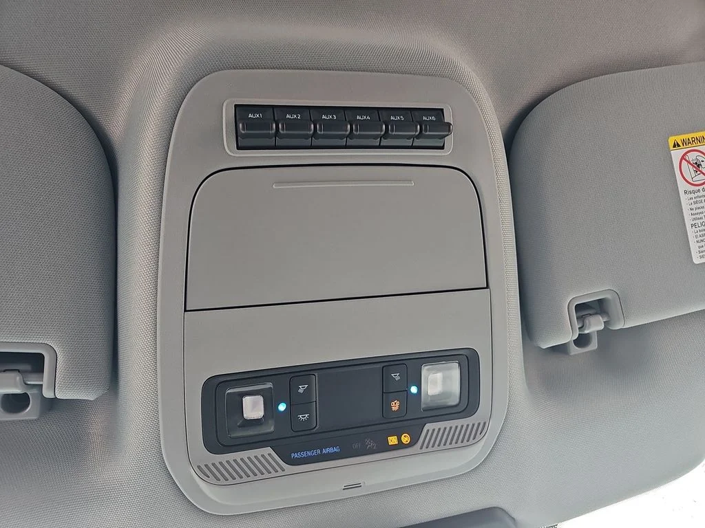 New 2026 Oxford White Ford F-250® XL image 30
