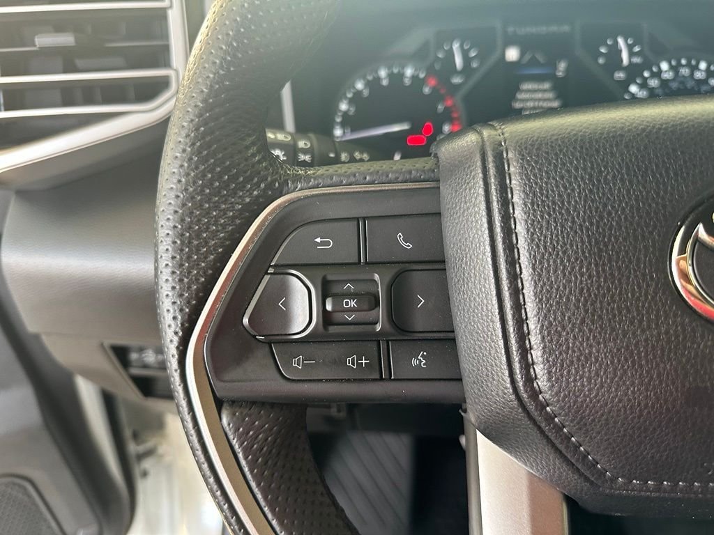 Used 2026 White Toyota SR5 image 21