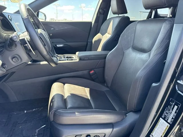Used 2025 Black Lexus 450h+ Luxury image 11