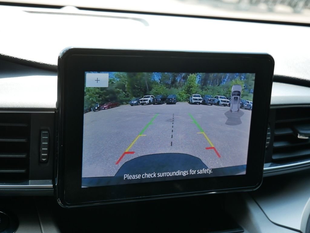 Used 2023 Black Ford XLT image 27