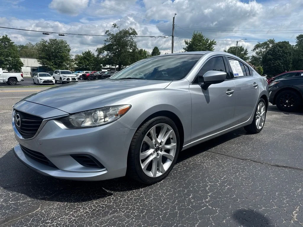Used 2017 Silver Mazda Touring image 3