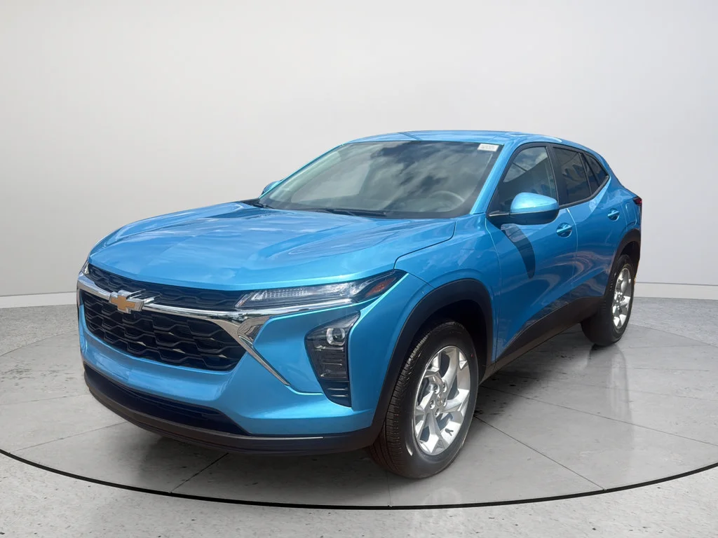 2026 Chevrolet Trax LS - Photo 3