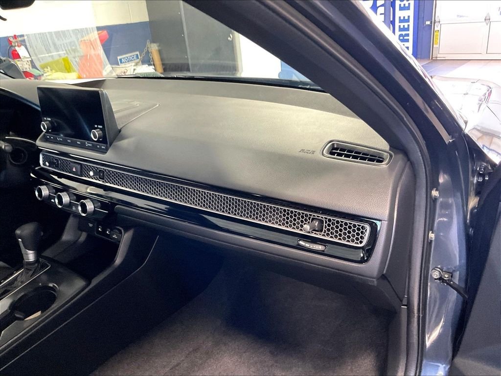 Used 2025 Gray Honda Sport image 12