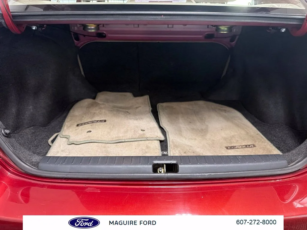 Used 2003 Red Toyota CE image 11