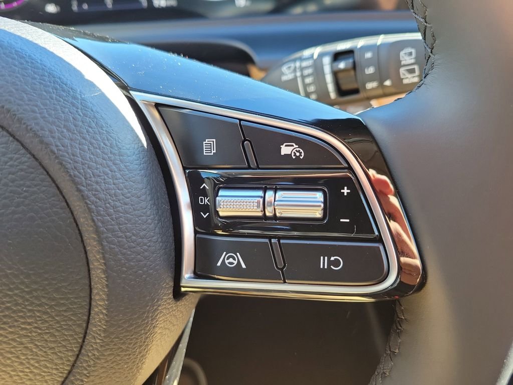 New 2026 Black Kia EX image 29