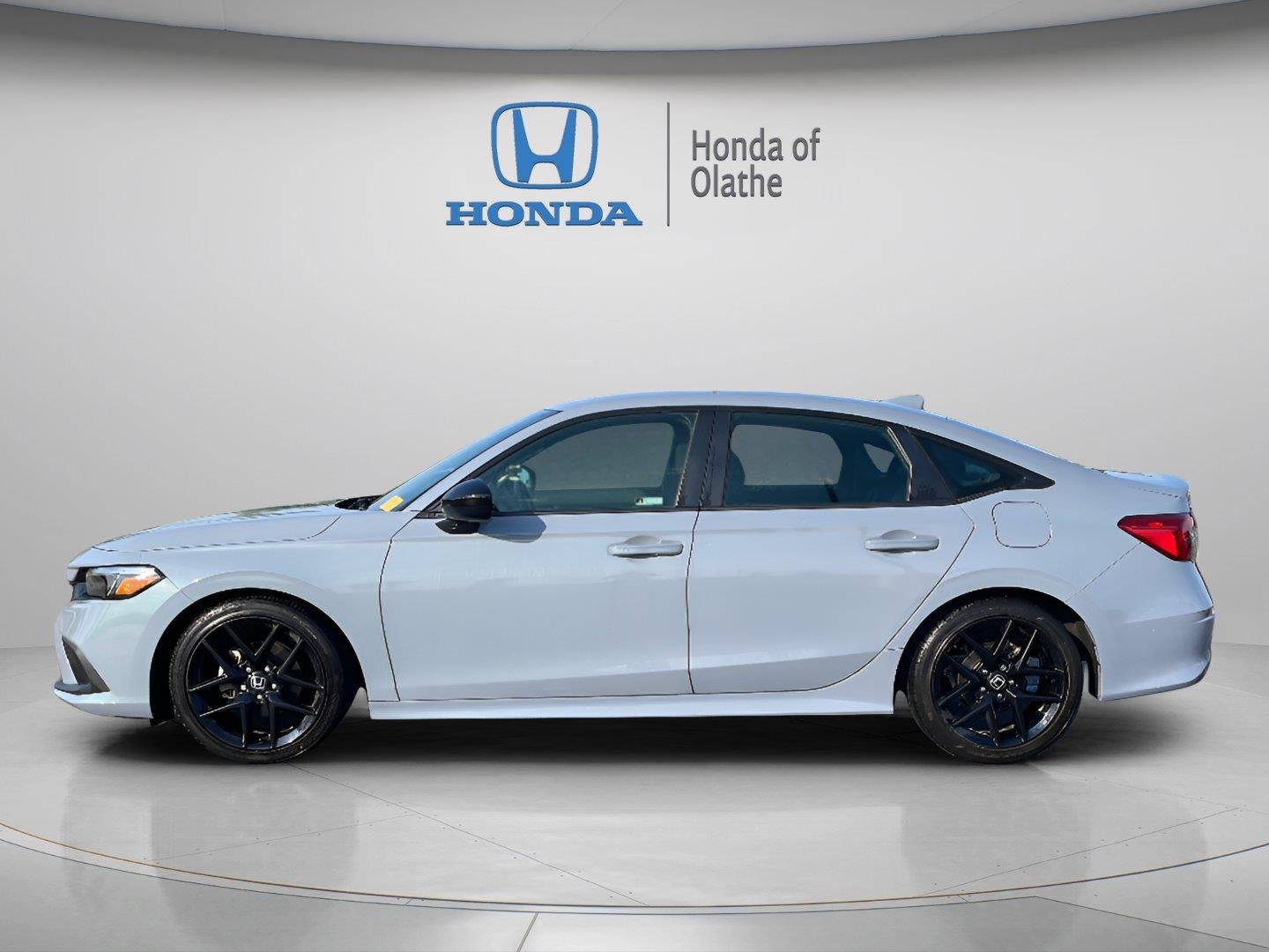 Certified Used 2024 Sonic Gray Pearl Honda 2.0L 4D SPORT image 6