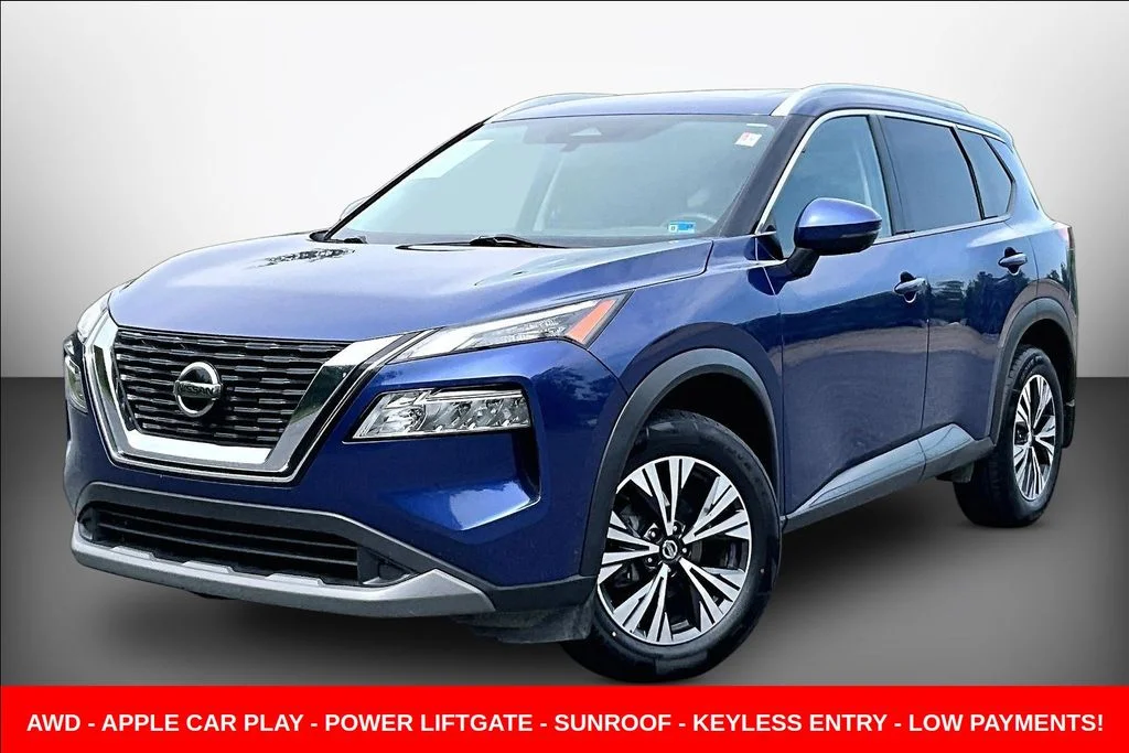 Used 2021 Blue Nissan SV image 3