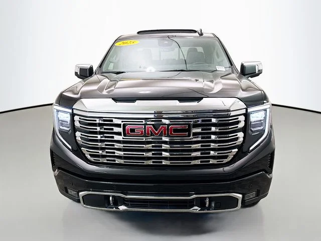Used 2025 Black GMC Denali image 2