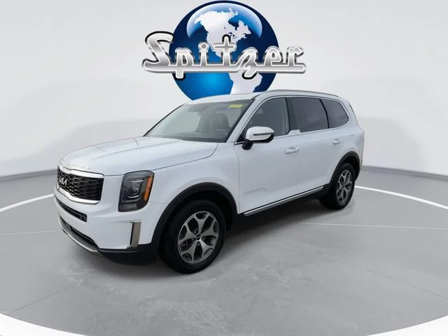 Certified Used 2022 White Kia EX image 4
