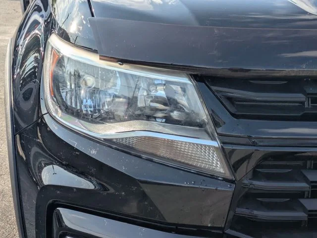 Used 2021 Black Chevrolet LT image 10