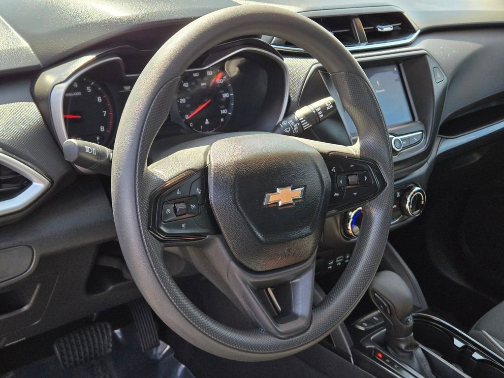 2021 Chevrolet Trailblazer LS - Photo 18
