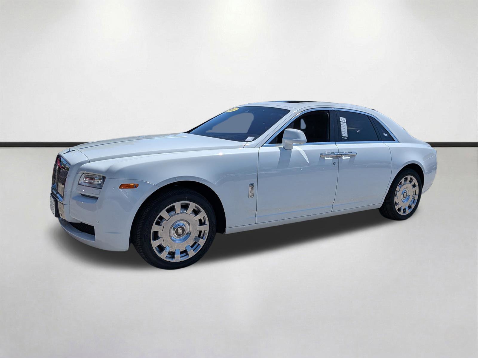 Used 2013 Moonstone Pearl Rolls-Royce Base image 8