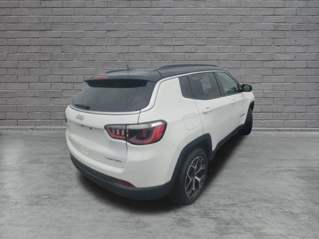 New 2026 Bright White Clear-Coat Exterior Paint Jeep Limited image 7