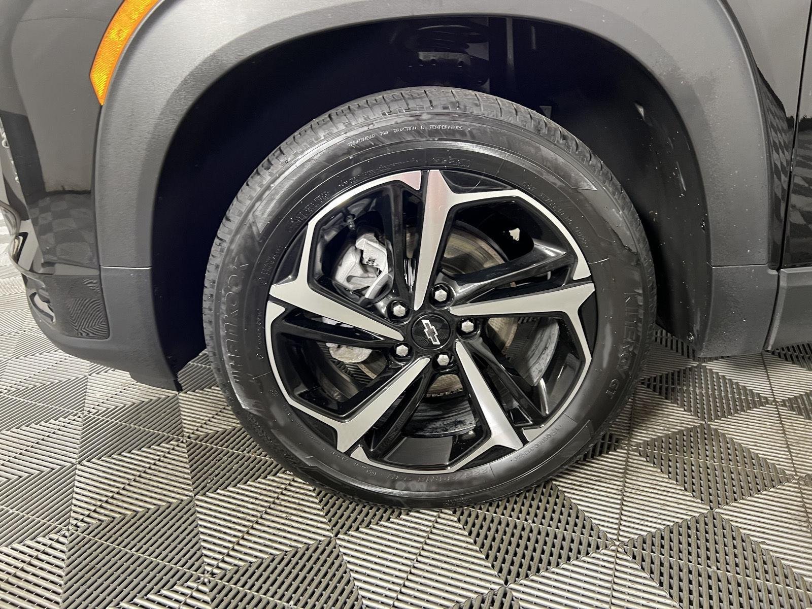 Used 2022 Mosaic Black Metallic Chevrolet RS image 23