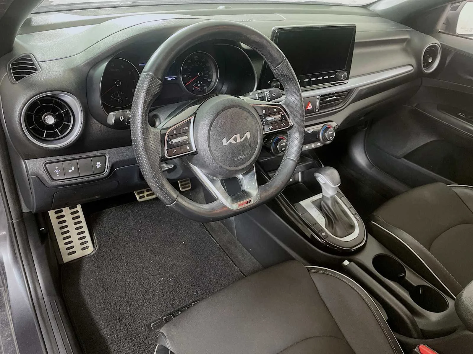 Used 2022 Gravity Gray Kia GT-Line image 7
