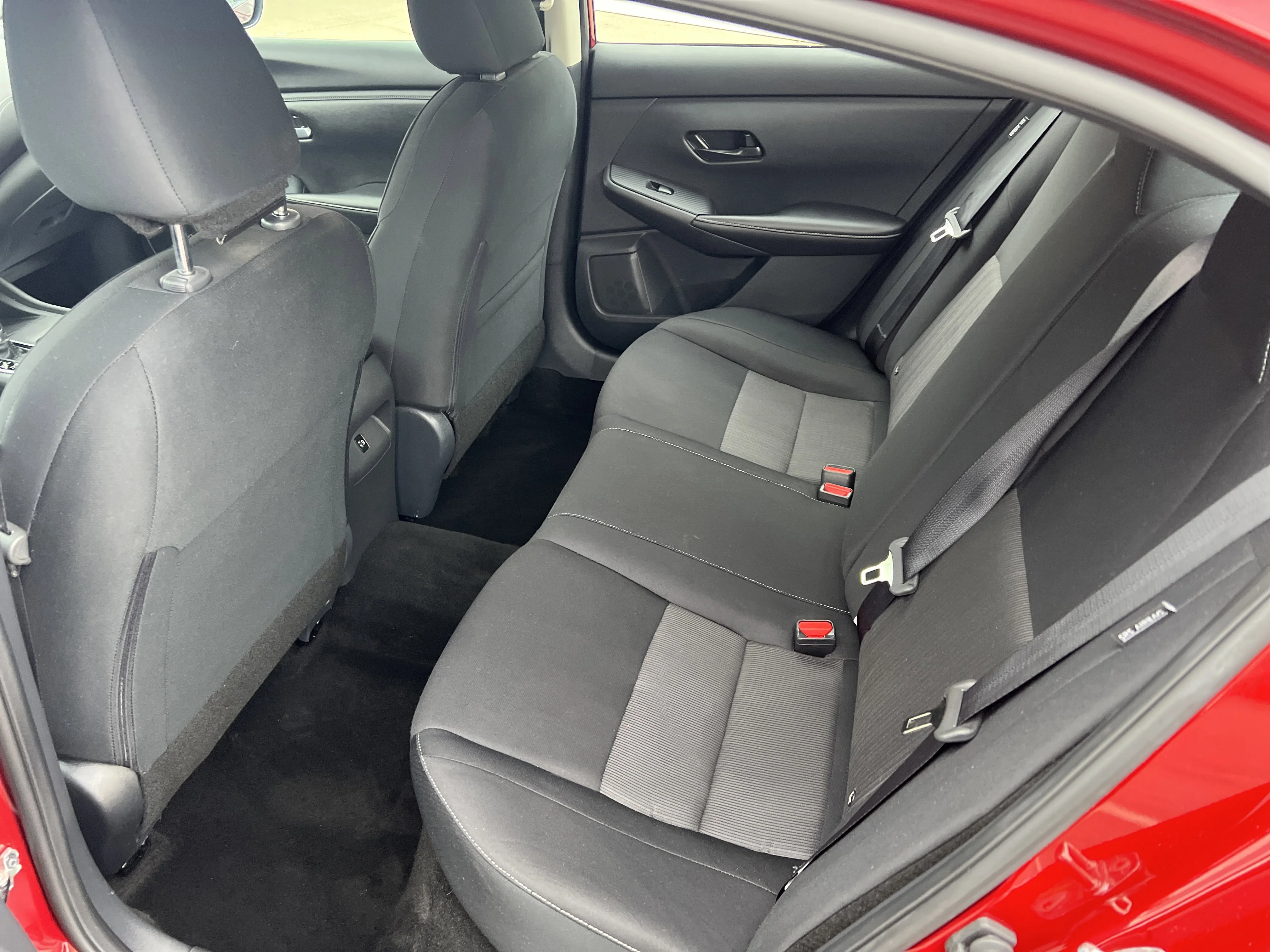 Used 2024 Scarlet Ember Tintcoat Nissan SV image 6