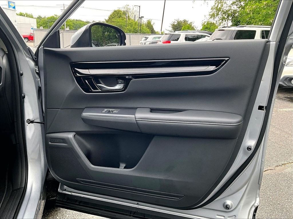 Used 2026 Silver Honda EX-L image 12