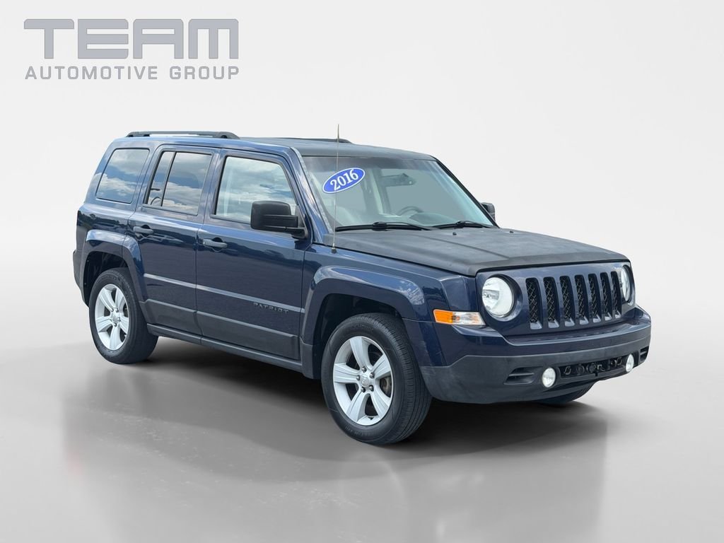 Used 2016 Blue Jeep Sport image 1