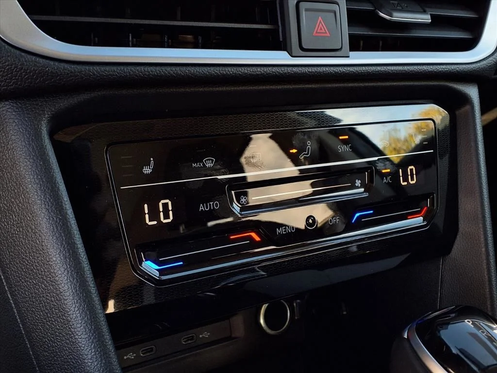 2026 Volkswagen Taos SE - Photo 9