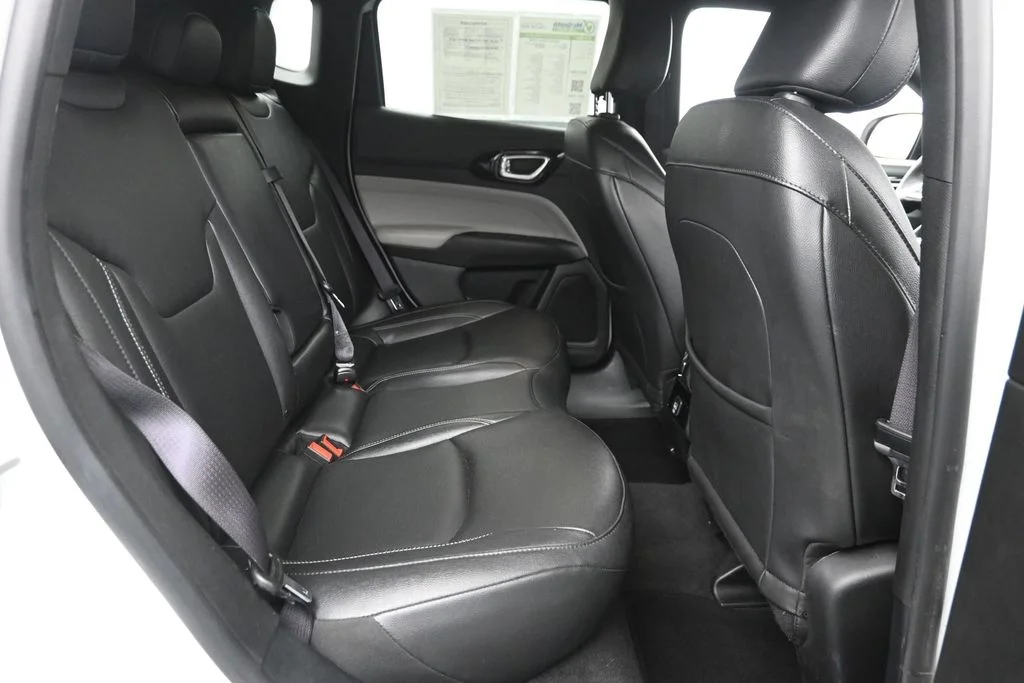 Certified Used 2025 White Jeep Limited image 10