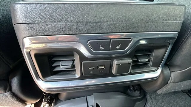 2022 GMC Sierra 2500HD AT4 - Photo 25